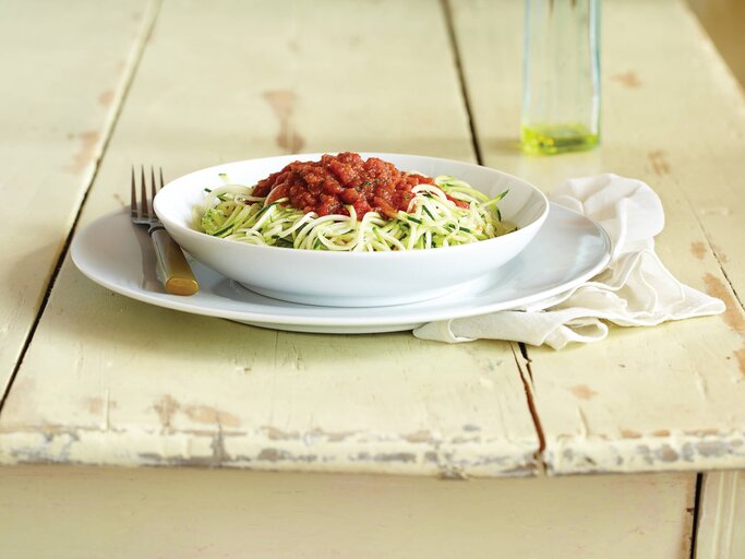 Zucchini-Pasta mit Pomodoro-Soße | © Vitamix